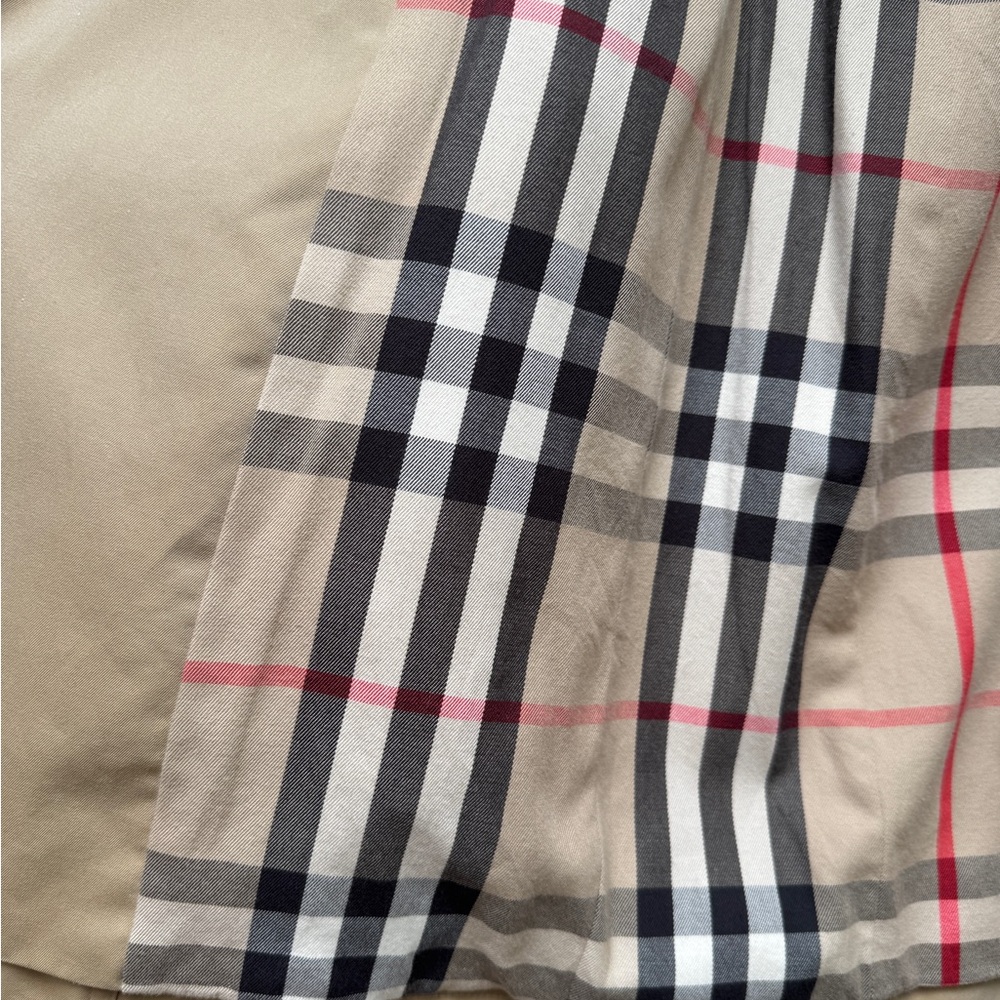 Burberry Women's Chelsea Trench - Picture 5 of 10